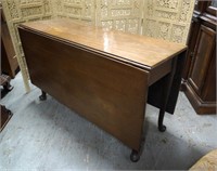 Antique Queen Ann Drop Leaf Table