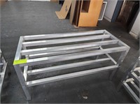 DUNNAGE STANDS 48" X 20"
