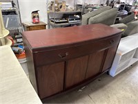 VINTAGE CHERRY BUFFET