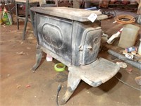 cast iron double eye wood stove (no cracks)