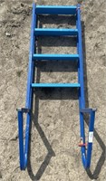 (DS) Metal Truck Ladder 5’x18.5”