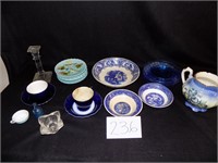 ASSORTED LOT OF VINTAGE DISHES