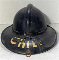 (TU) Vintage Fire Chief Helmet