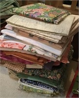 LOT OF SEWING FABRIC MULTI FLOWER
