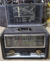 (Q) Hallicrafters SW Radio w/ Case 18 x 9 x 12