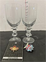 Mickey and Minnie glasses + pins