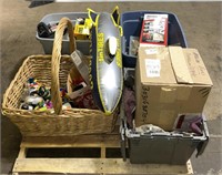 (I) Pallet With Garage items , Toys , Baskets and