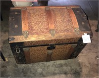 Vintage Storage Chest