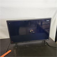 Vizio TV with remote, 33"