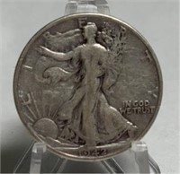 1942 Silver Walking Liberty 1/2 Dollar coin