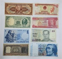 30 International Banknotes