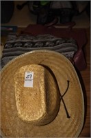 STRAW HAT AND PURSES