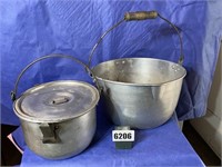 Vintage Lg. Royal Aluminum Pot, Pot w/Lid
