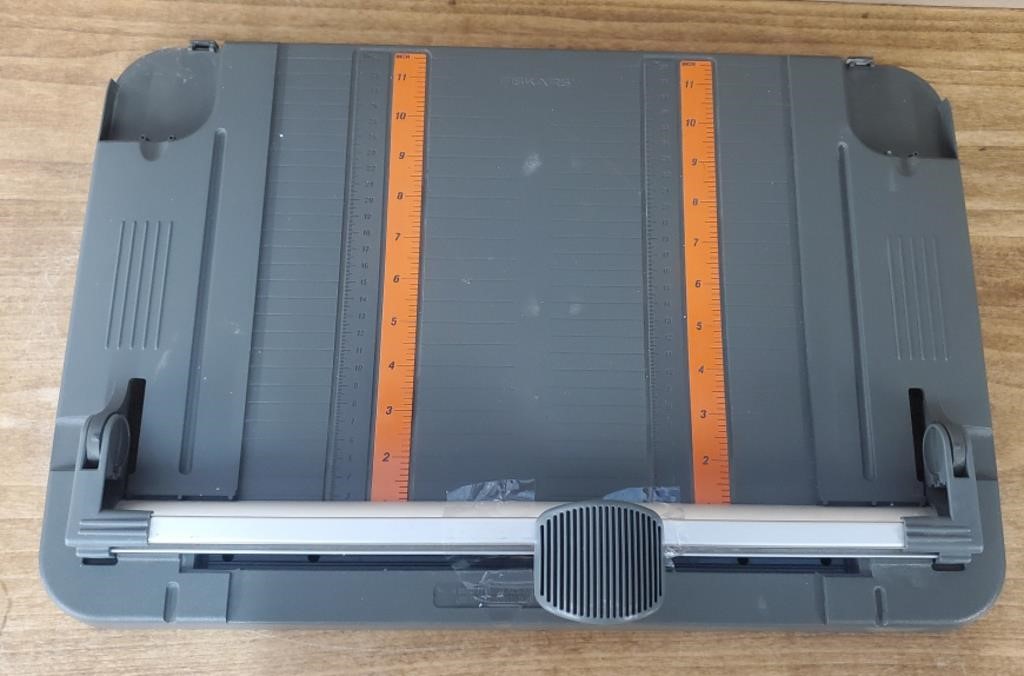 Fiskars Paper Cutter