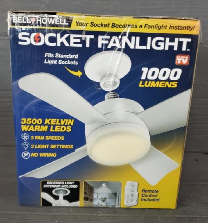 Socket Fan Light 1000 Lumens In Pkg