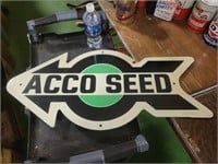 Agco Seed Plastic Arrow Sign