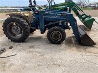 Ford 1710 Tractor w/770B Loader 4x4