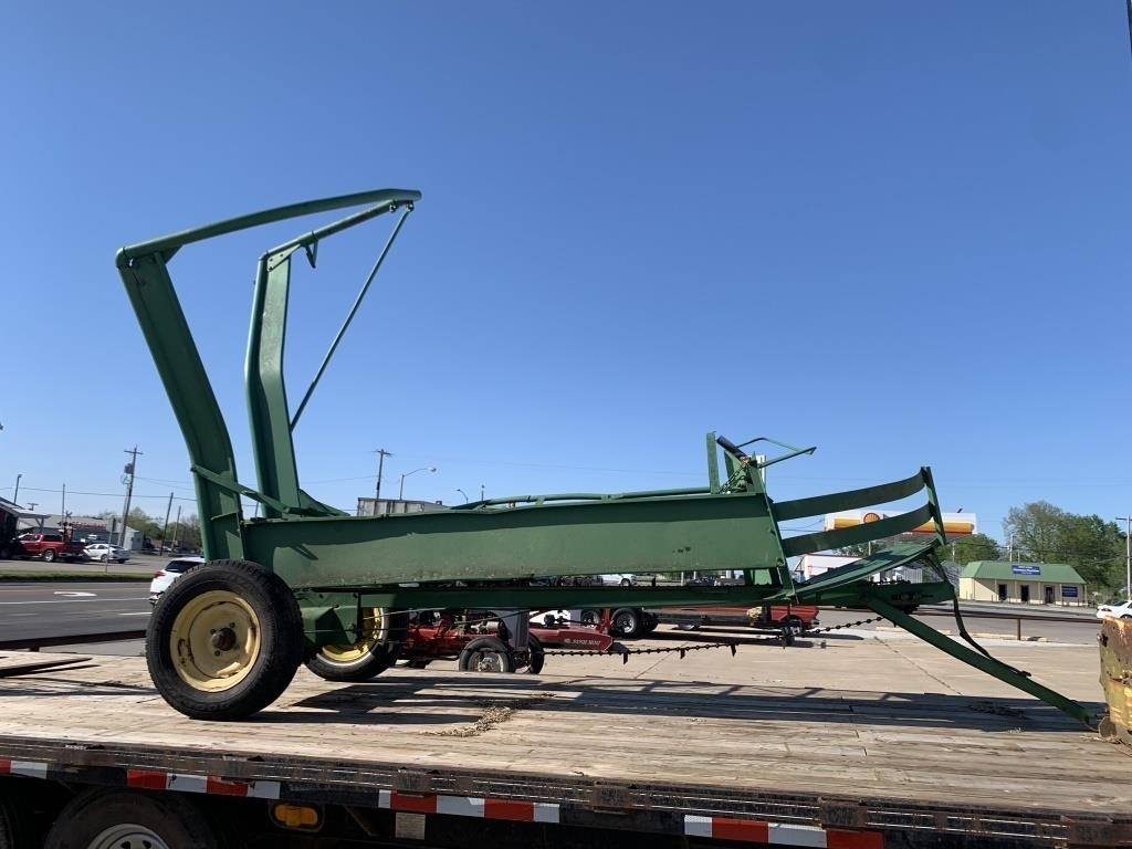 Pop Up Bale Loader