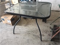 Patio Table with Glass Top (38" x 38" x 28 1/2" H)
