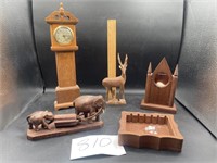 Wooden Carved Animals, Clock