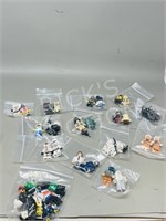 26 LEGO men & accessories