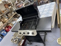 CharBroil 4-Burner Gas Grill w/Cover