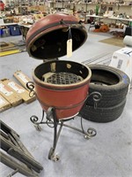 Green Egg Type Grill on Stand & Rollers