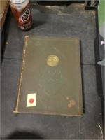 Souvenir History of Pella IA Book 1922