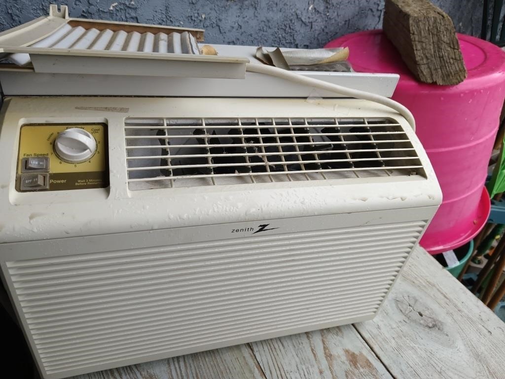 Zenith air conditioner Estate item look at