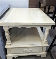 PAINTED/DISTRESSED 2 TIER END TABLE