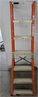 6 FT FOLDING/ADJUSTABLE LADDER