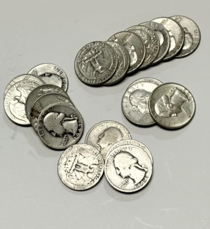 LOT OF 20 SILVER QUARTERS