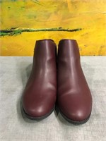 St Johns Bay Womens Reeves Wine Booties SZ 10 M