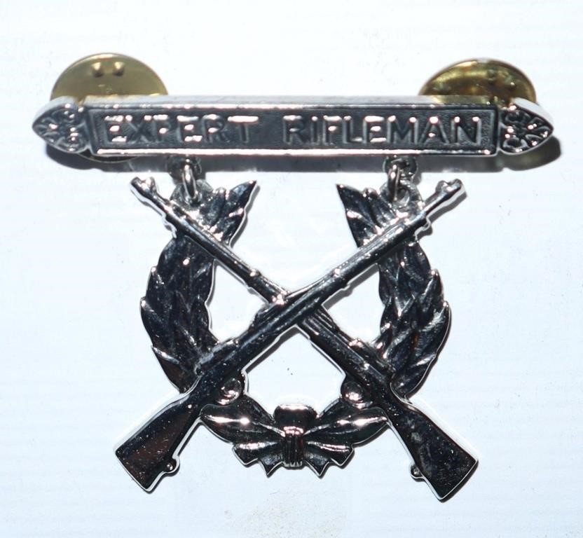 Expert Rifleman pin