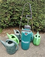 Gilmour sprayer & watering cans