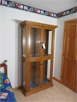 Oak 4 Door Display Cabinet **Excellent Condition**