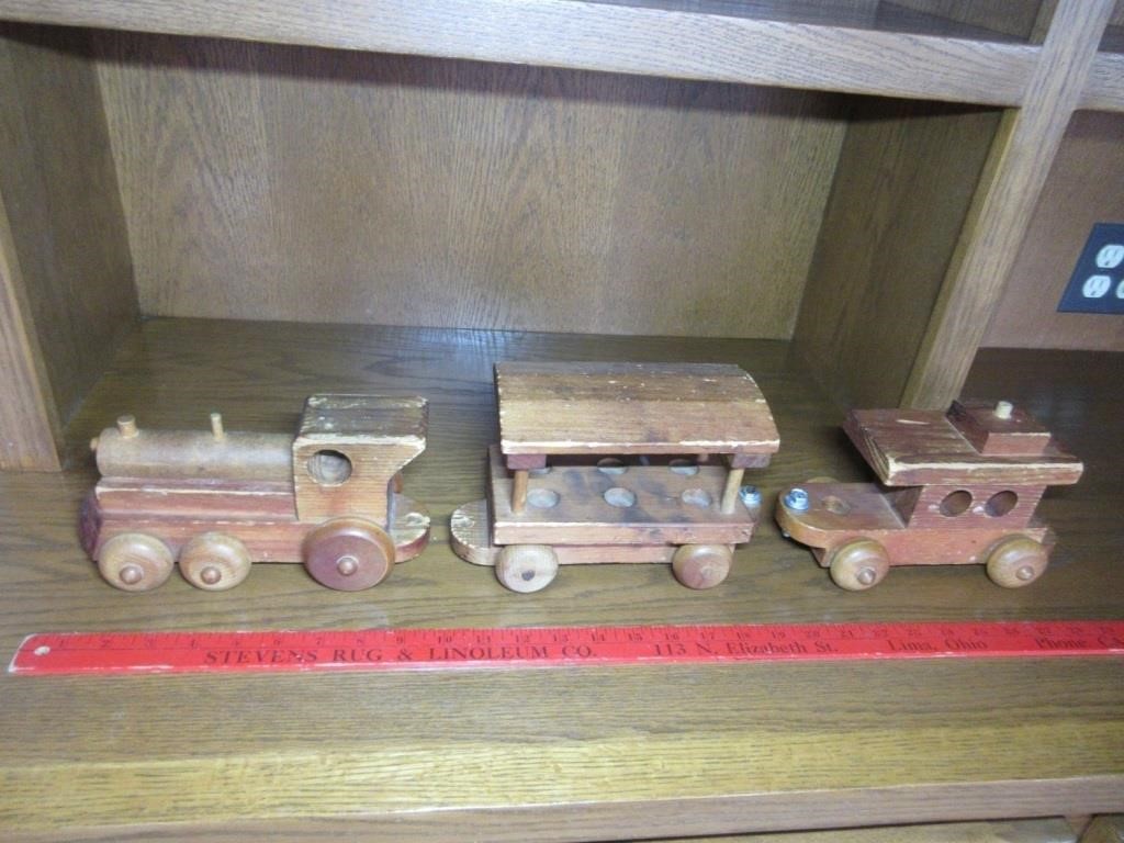"Montgomery Schoolhouse" Wooden Train
