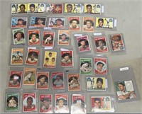 37 Washington Senators baseball cards