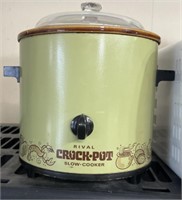 Retro, rival crockpot, slow cooker