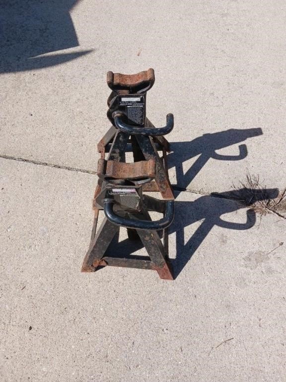 PAIR JACK STANDS 2 1/4 TONS