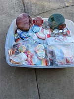 TOTE  OF  PIN ON PINS AND BUTTONS