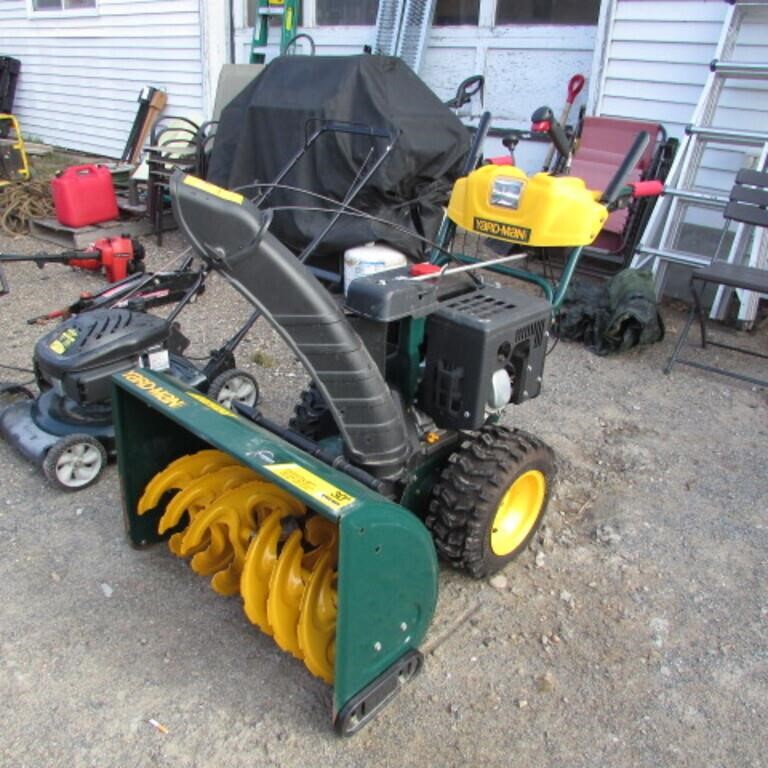 YARDMAN 357CC / 30" SNOWBLOWER