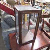 TABLE TOP GLASS DISPLAY CABINET