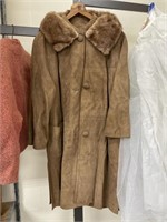 Ladies' 3/4 Length Coat
