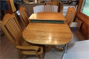 Solid Oak Table w/2 Leaves & 6 Chairs-92"x30"