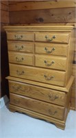 5-drawer Oak Chest 33x18x48" (like new)