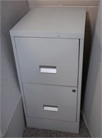 2-drawer Locking File Cabinet 15wx18dx29"h