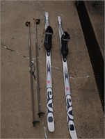 Men's C.C. Ski's, Poles(Ski's 190XL, Boots Sz 45)
