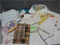 Pillow cases; fitted sheet; handkerchiefs; tablecl