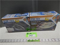 2 Star Trek models; packages are sealed
